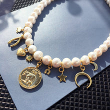 Load image into Gallery viewer, Charm Pearl Necklace