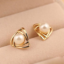 Load image into Gallery viewer, Simulated Pearl Retro Earrings
