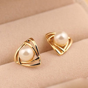 Simulated Pearl Retro Earrings