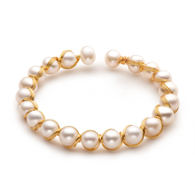 Load image into Gallery viewer, Twisted Pearls Bangle
